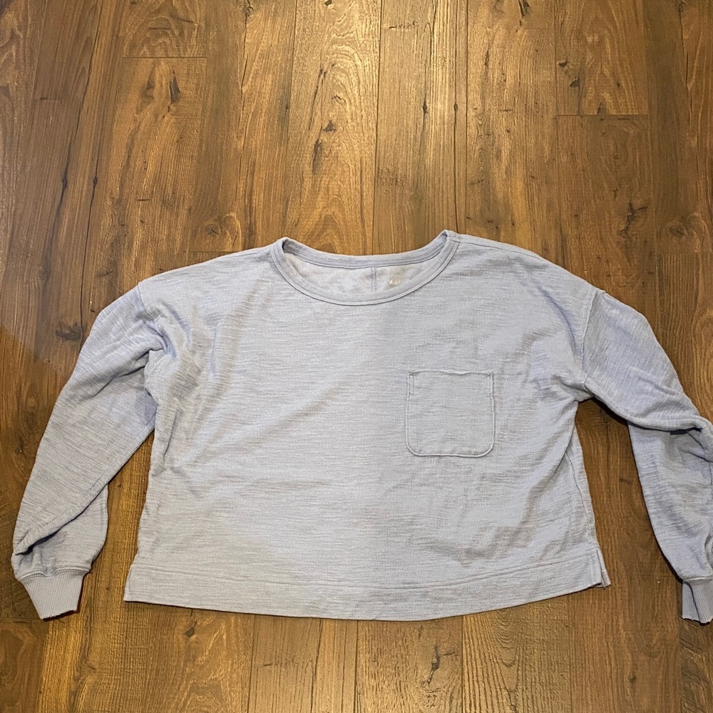 Aerie Soft Blue Crop Long Sleeve Tee